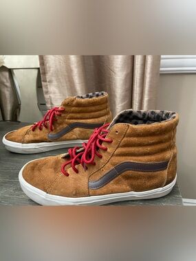Vans Men's Tan Suede High-Top Sneakers with Red Laces Mens size 10
